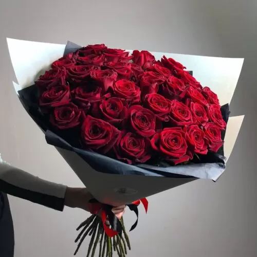 Премиум букет из 51 красной розы - фото 1