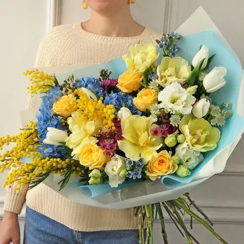Букет цветов с мимозой "Весеннее солнце" - фото 1